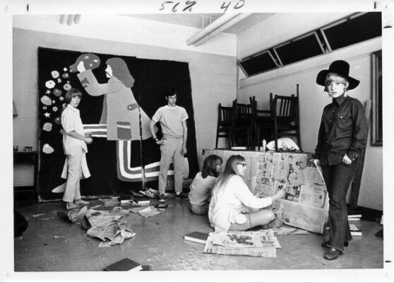 Art students complete a class project, 1970s. Photo courtesy of Newman University Archives. 