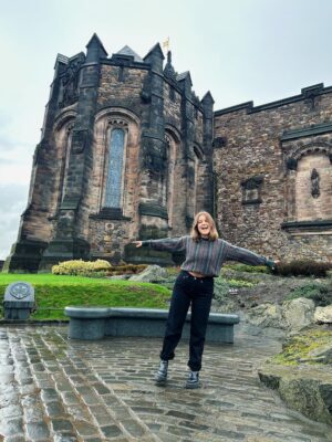 Emily Pachta in front of Edinburgh Castle (Courtesy photo)