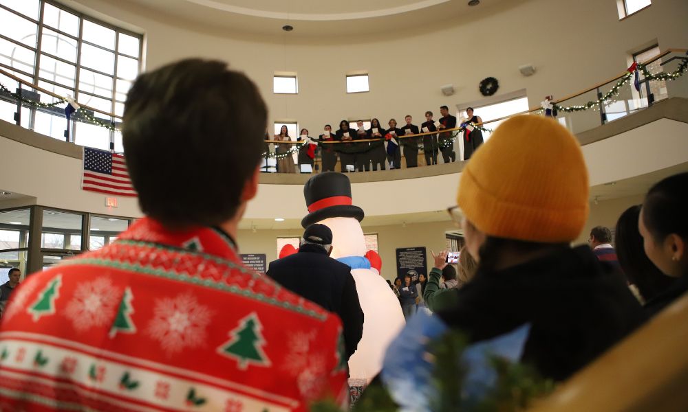 As is tradition, the student chorale ended its Sunday performance by singing in the De Mattias Atrium together with attendees.