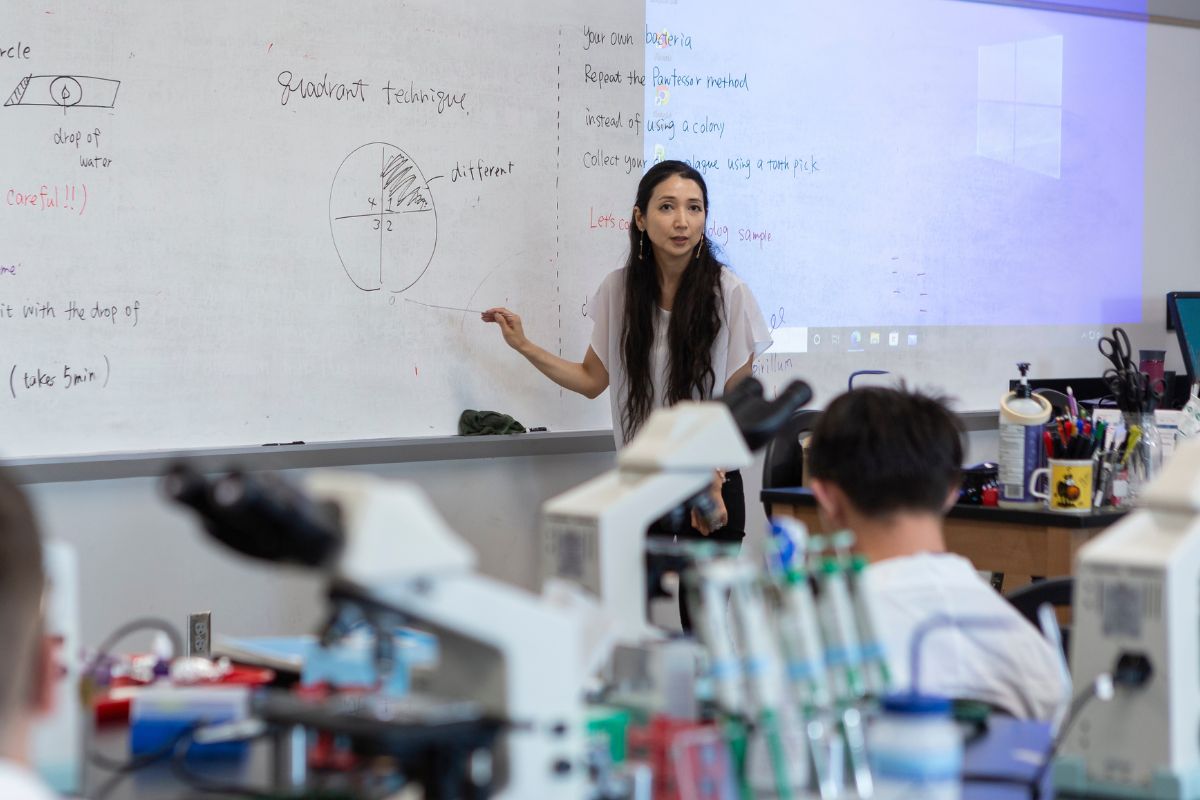Tomoko Bell teaches her biology class