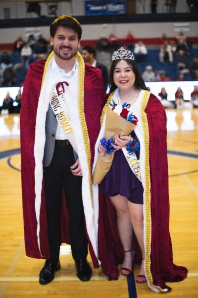 Cordova was crowned king and Fuentes was crowned queen.