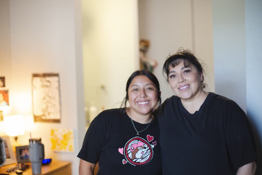 Ana and Catalina Guzman