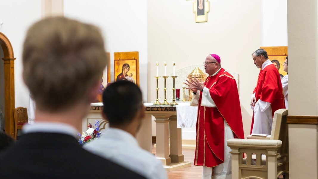 Kemme celebrates Mass in St. John's Chapel.