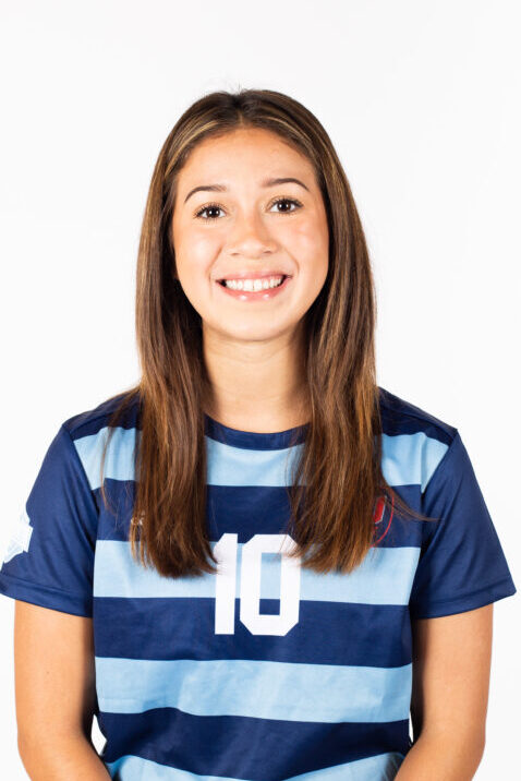 Headshot of Yazmin “Yaya” Puentes Probedo