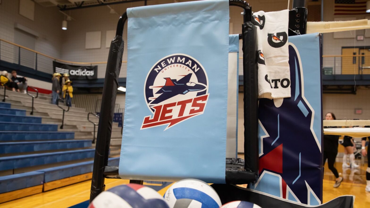 Newman Jets logo