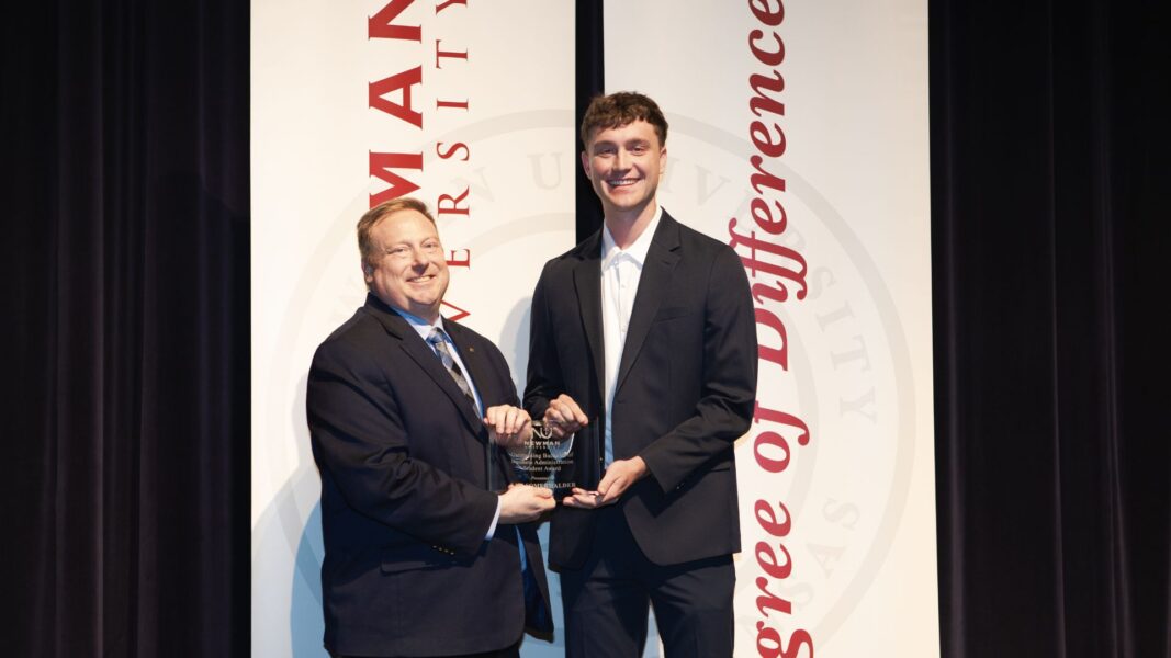 Somerhalder receives the Outstanding Bachelor of Business Administration Award.