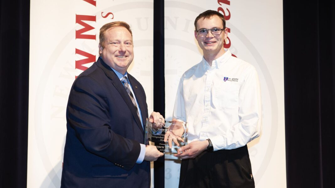 Meyer receives his Joyce Suellentrop Prize for Distinguished Scholarship in History Award.