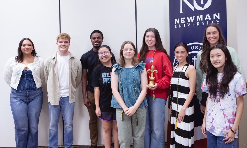 Members of the 2025-26 top "Honors House" pose for a photo.