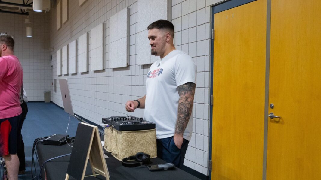Akao DJs in the Fugate Gymnasium.
