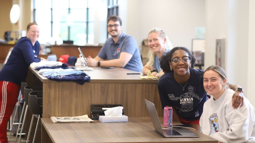Athletics coaches and staff met with students during Jet Pre-Check.